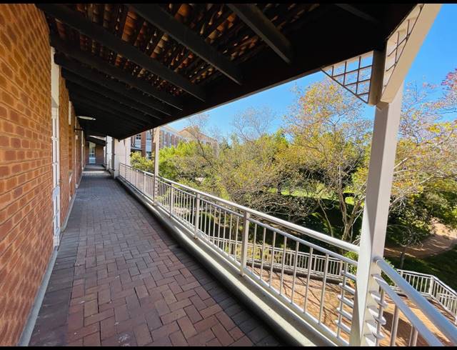 370M² OFFICE TO LET IN FOURWAYS